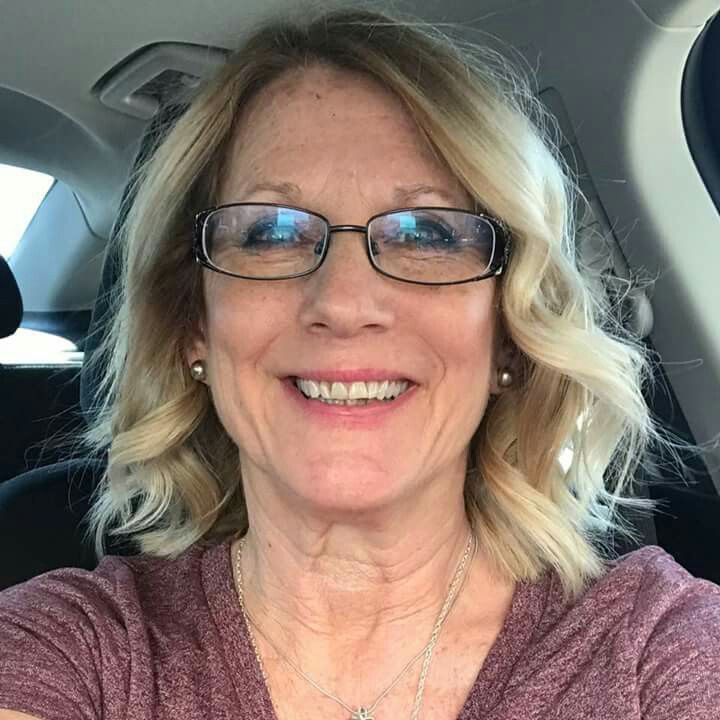 Vicky Nelson